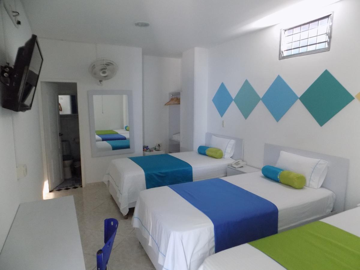 Hotel Luna Azul Флоренсія Екстер'єр фото