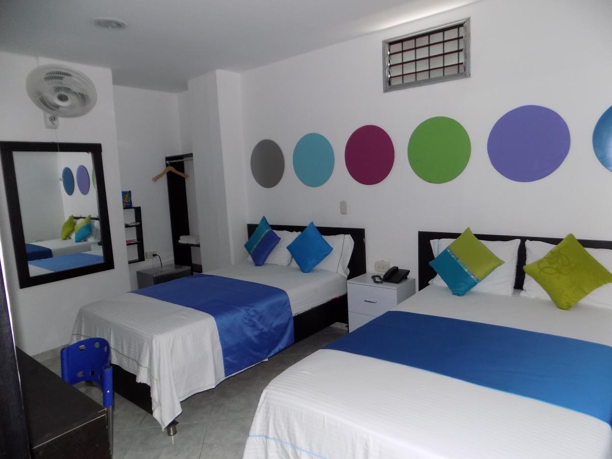 Hotel Luna Azul Флоренсія Екстер'єр фото