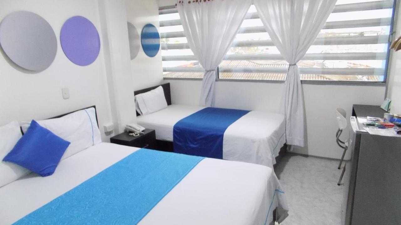 Hotel Luna Azul Флоренсія Екстер'єр фото