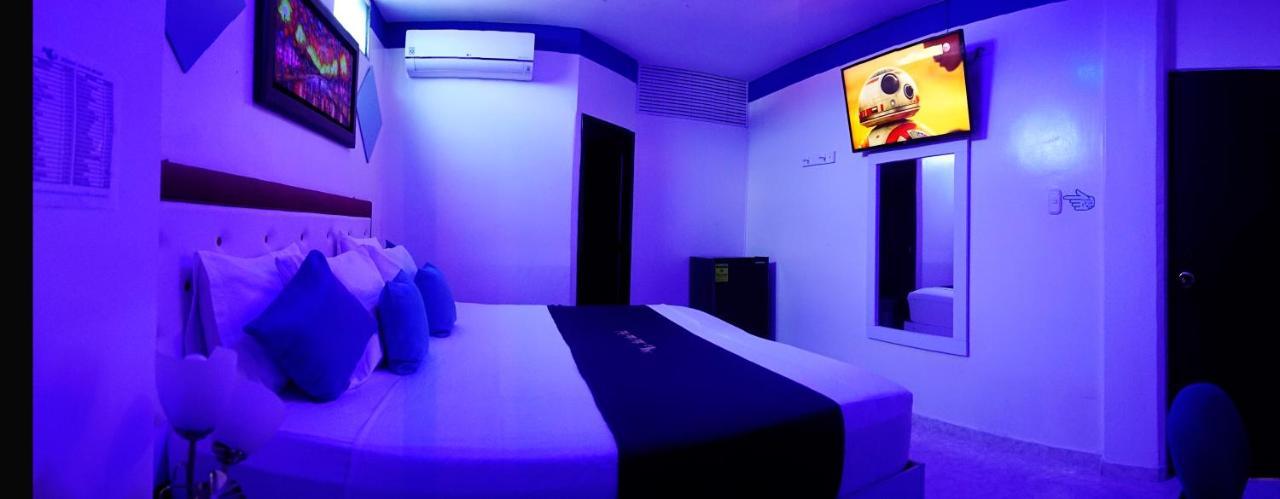 Hotel Luna Azul Флоренсія Екстер'єр фото